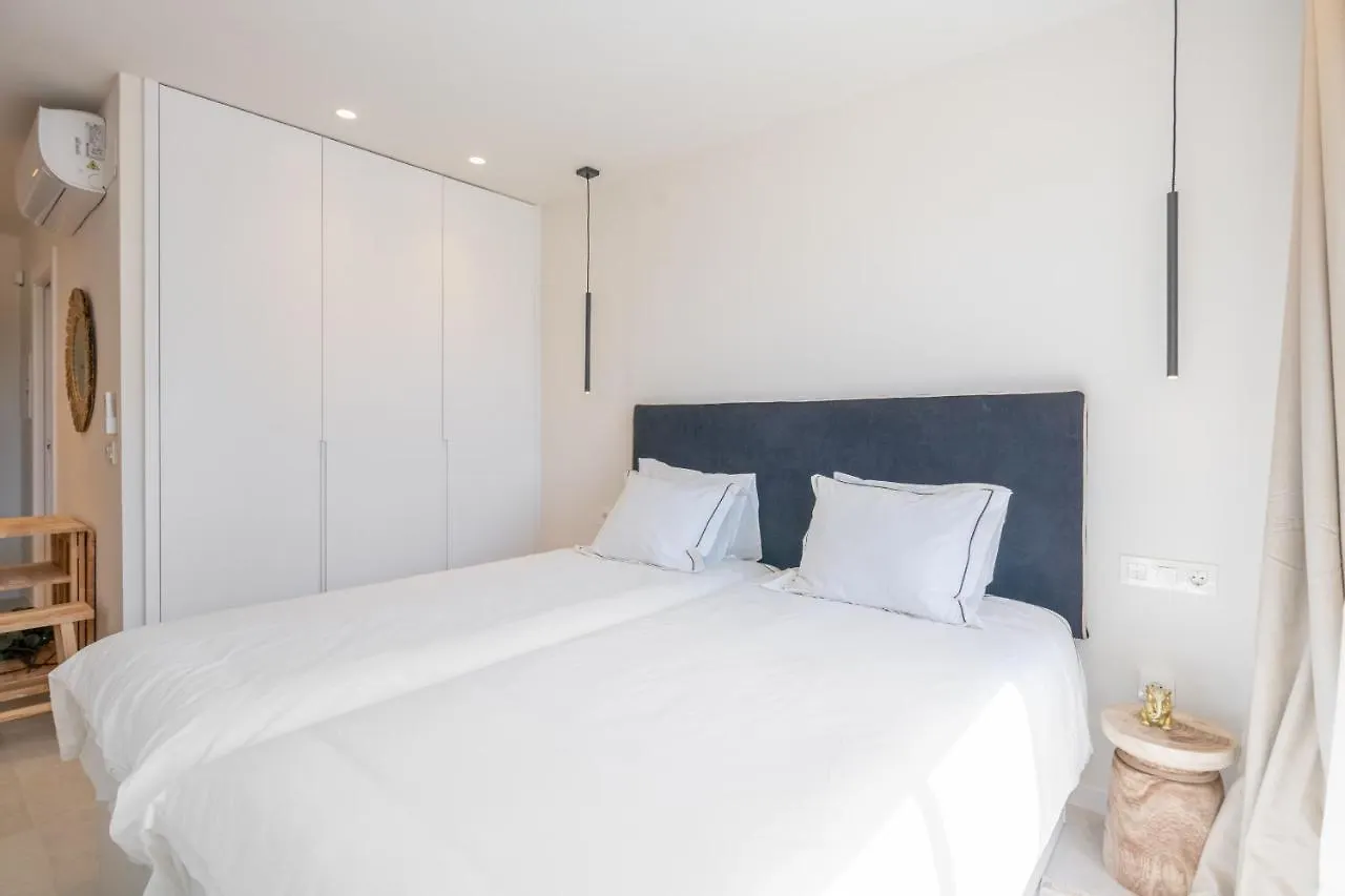 Apartamento Soek La Romana Seafront Marbella
