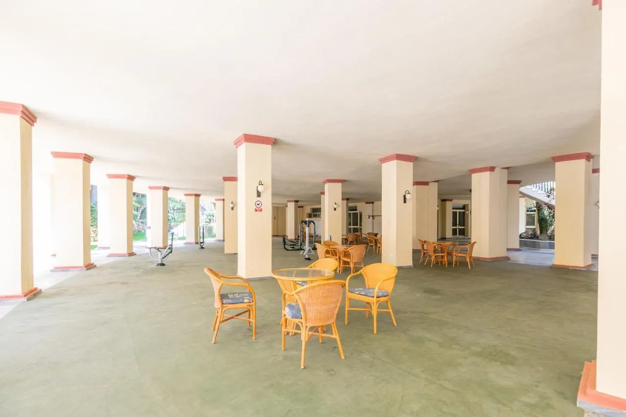 Soek La Romana Seafront Marbella Apartment