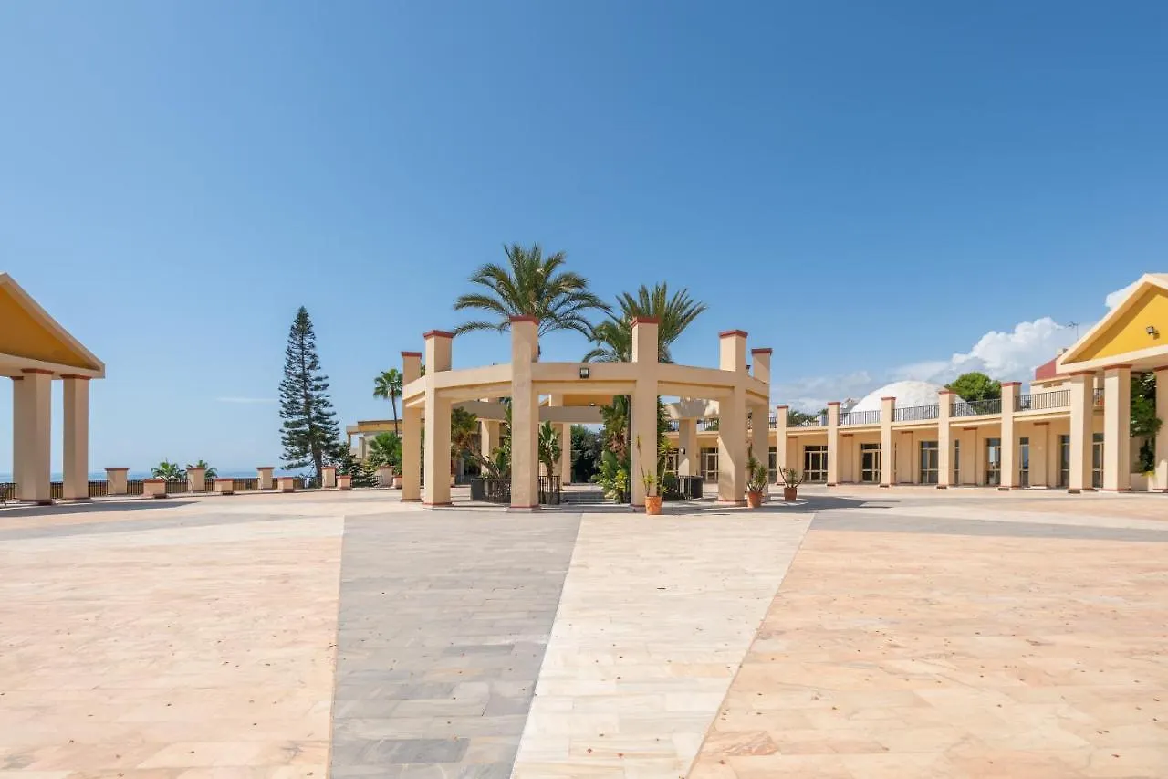 Soek La Romana Seafront Marbella 0*,